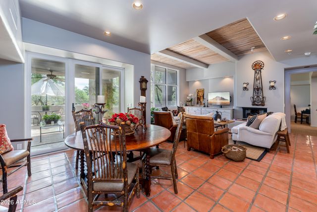 10063 E GRAYTHORN Drive, Scottsdale, AZ 85262