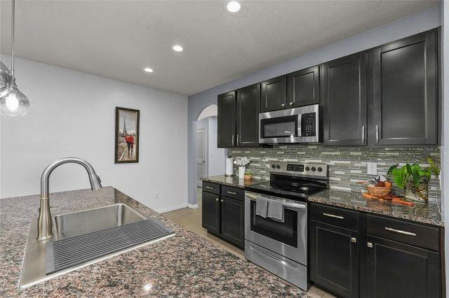 10607 PARK MEADOWBROOKE DRIVE, Riverview, FL 33578