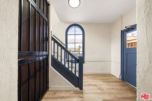 1245 S Orange Street 204, Glendale, CA 91204