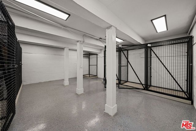 1245 S Orange Street 204, Glendale, CA 91204