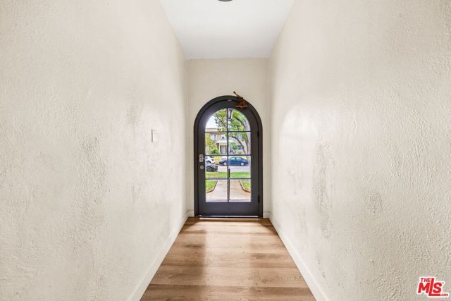 1245 S Orange Street 204, Glendale, CA 91204