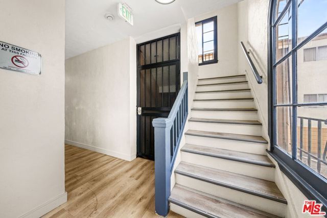1245 S Orange Street 204, Glendale, CA 91204