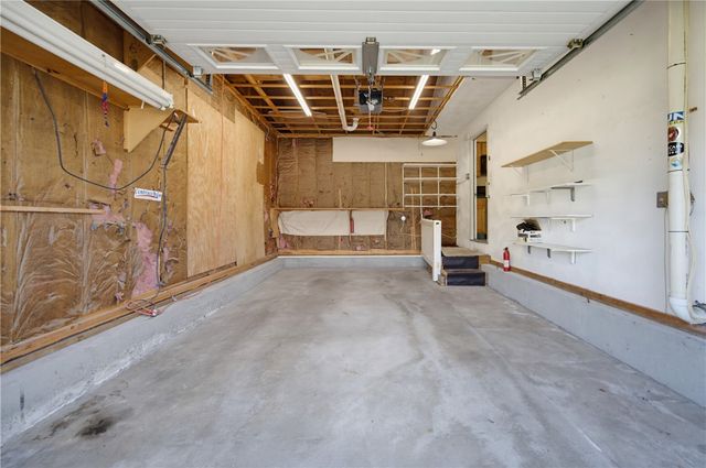 30 Gianna Drive, Cranston, RI 02921