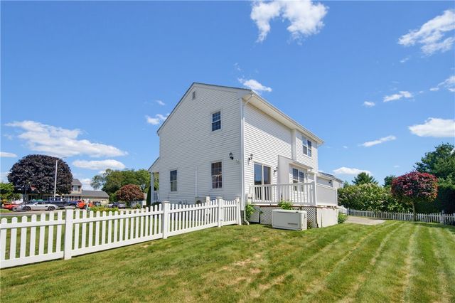30 Gianna Drive, Cranston, RI 02921