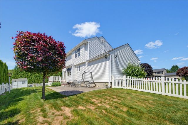 30 Gianna Drive, Cranston, RI 02921