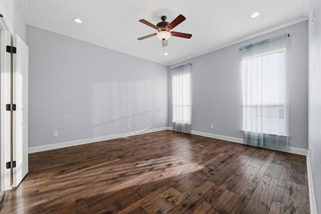 110 Eagles Roost Circle, Ennis, TX 75119