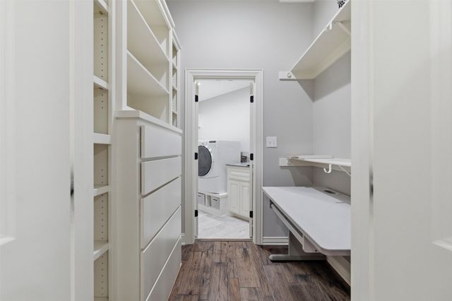 110 Eagles Roost Circle, Ennis, TX 75119