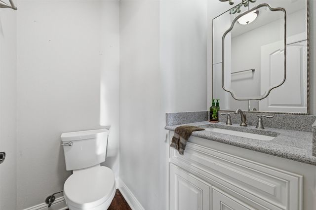 110 Eagles Roost Circle, Ennis, TX 75119