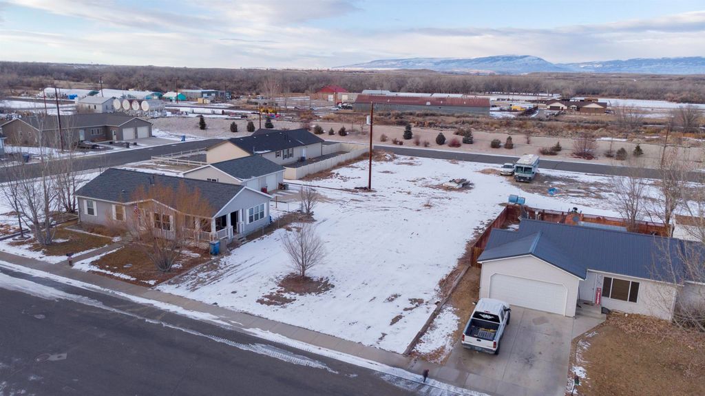 TBD 2nd St E, Lovell, WY 82431