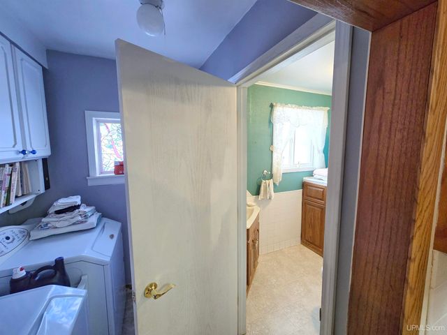 205 Iron Mountain Street, Iron Mountain, MI 49801