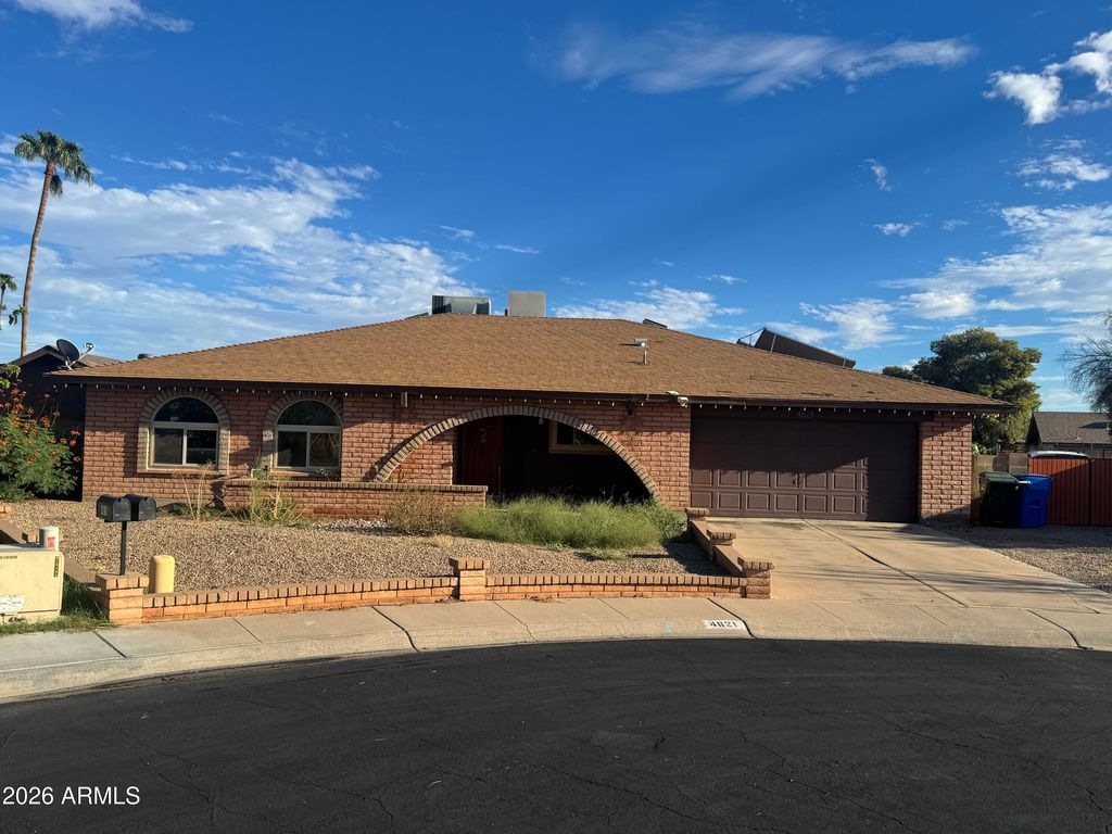 4621 W DAHLIA Drive, Glendale, AZ 85304 — exterior