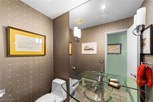 2408 Beachwood Boulevard, Beachwood, OH 44122