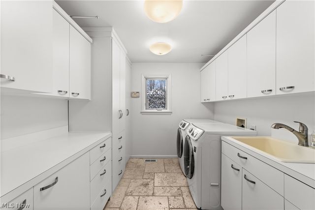 2408 Beachwood Boulevard, Beachwood, OH 44122