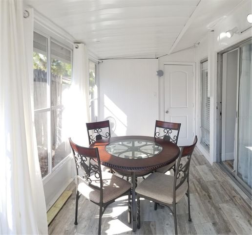 2772 WOODGATE LANE 28, Sarasota, FL 34231