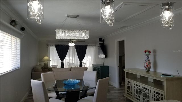 2772 WOODGATE LANE 28, Sarasota, FL 34231