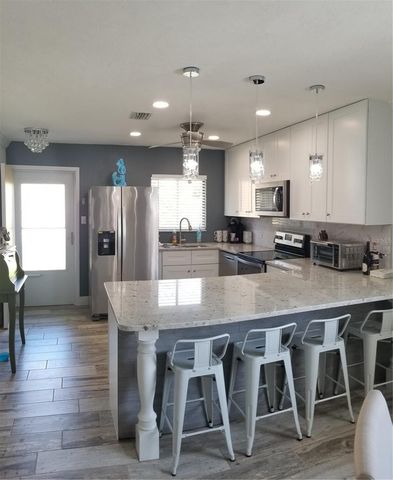2772 WOODGATE LANE 28, Sarasota, FL 34231
