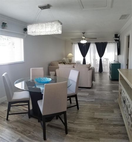 2772 WOODGATE LANE 28, Sarasota, FL 34231