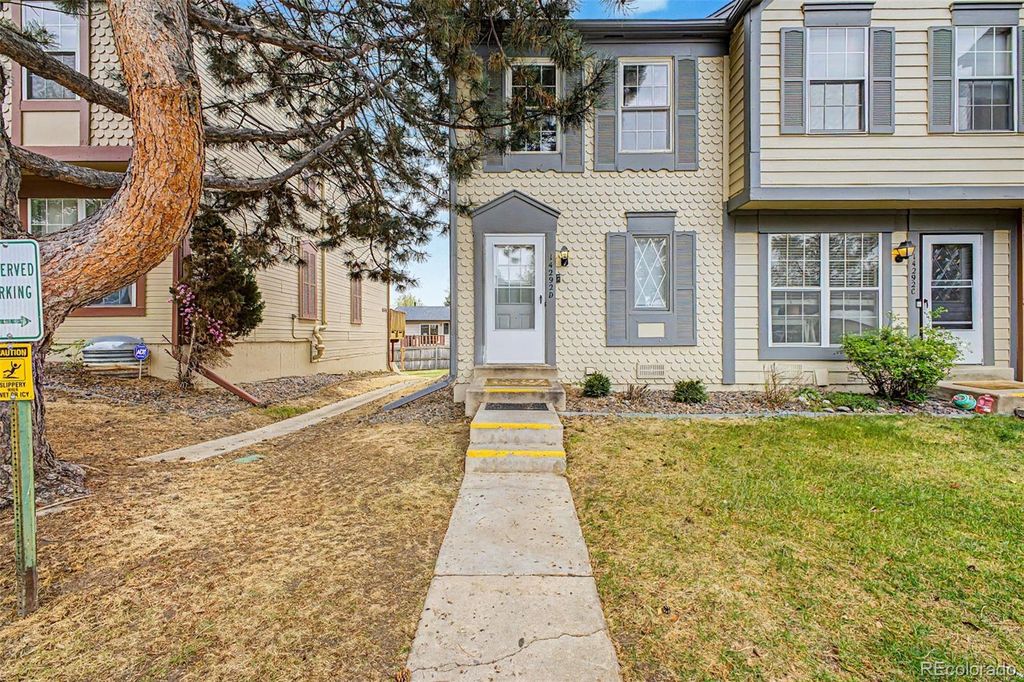 14292 E Hawaii Circle D, Aurora, CO 80012