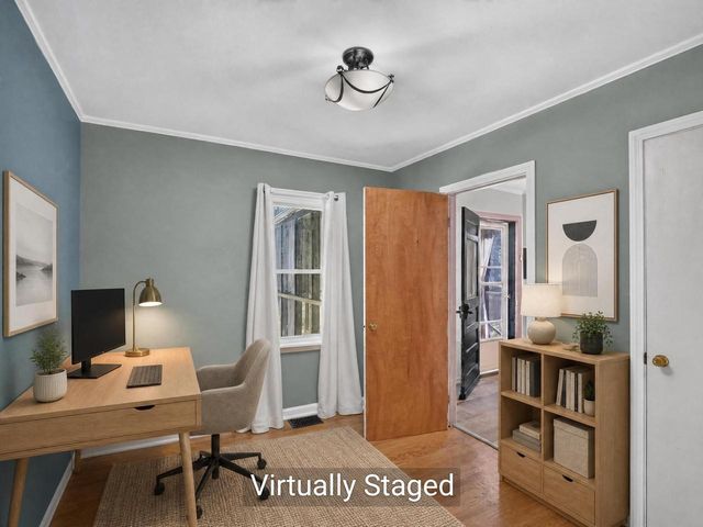 131 Iroquois Avenue, Essex Junction, VT 05452