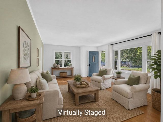 131 Iroquois Avenue, Essex Junction, VT 05452