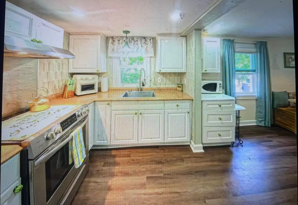 336 SW 5th Avenue, Delray Beach, FL 33444