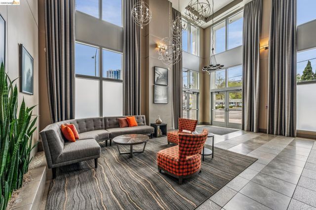 438 W Grand Ave 420, Oakland, CA 94612