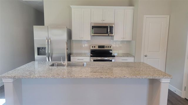 10108 Barberry Street, Willis, TX 77318