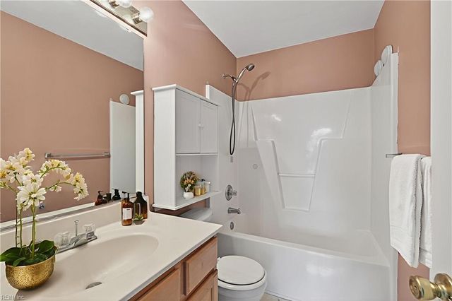 3764 Purebred DR, Virginia Beach, VA 23453