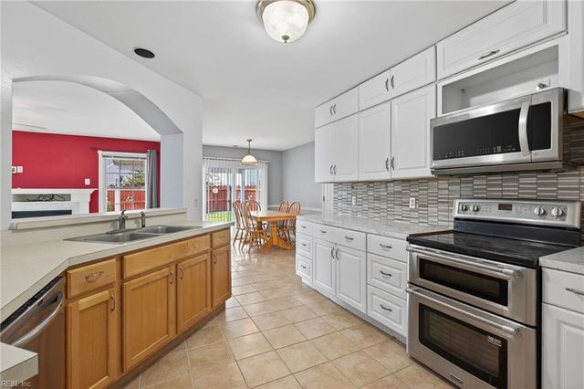 3764 Purebred DR, Virginia Beach, VA 23453