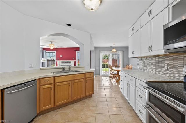 3764 Purebred DR, Virginia Beach, VA 23453