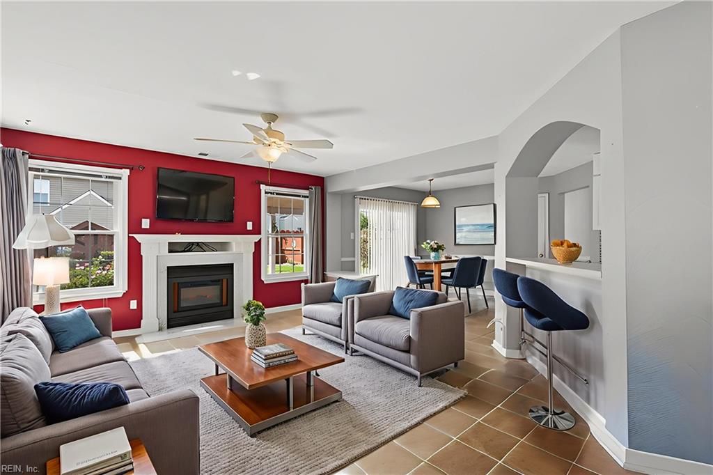 3764 Purebred DR, Virginia Beach, VA 23453