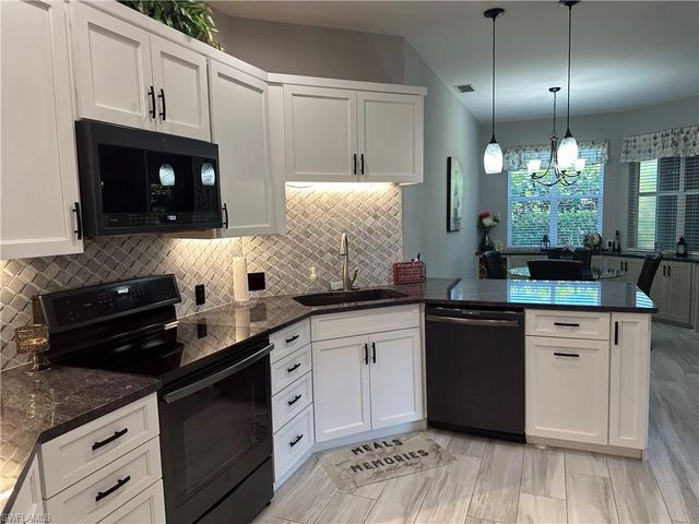 8564 Fairway BEND, Estero, FL 33967
