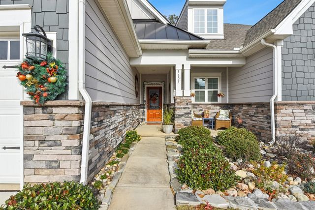 5105 Chegall Crossing Way, Mount Holly, NC 28120