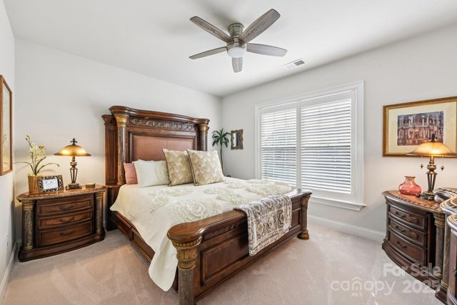 5105 Chegall Crossing Way, Mount Holly, NC 28120