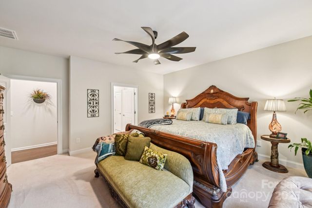 5105 Chegall Crossing Way, Mount Holly, NC 28120