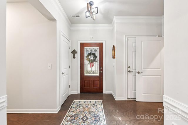 5105 Chegall Crossing Way, Mount Holly, NC 28120