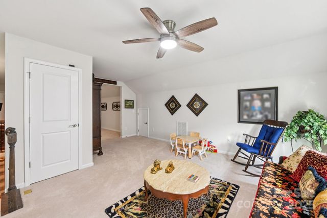 5105 Chegall Crossing Way, Mount Holly, NC 28120