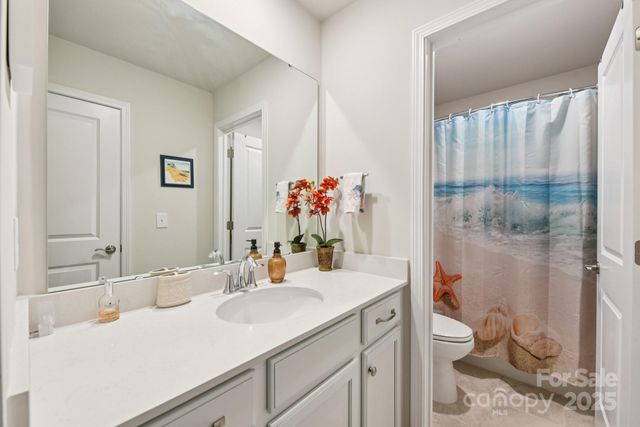 5105 Chegall Crossing Way, Mount Holly, NC 28120