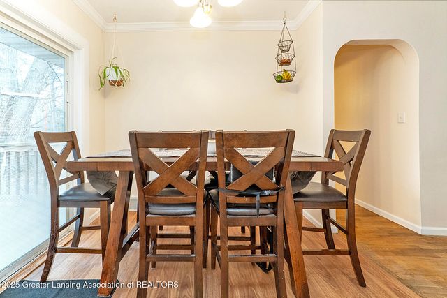 2209 Haslett Road, East Lansing, MI 48823