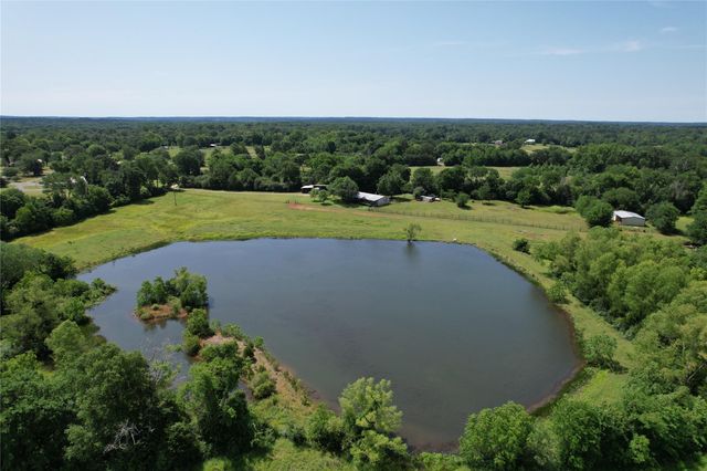 535 County Road 1710, Grapeland, TX 75844