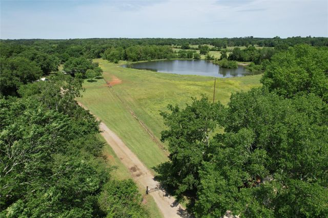 535 County Road 1710, Grapeland, TX 75844