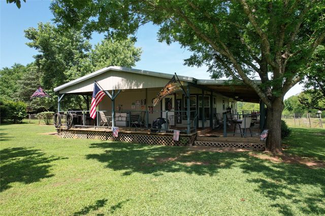 535 County Road 1710, Grapeland, TX 75844