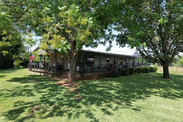 535 County Road 1710, Grapeland, TX 75844