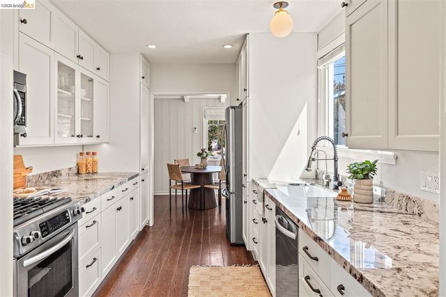 4261 Detroit, Oakland, CA 94619