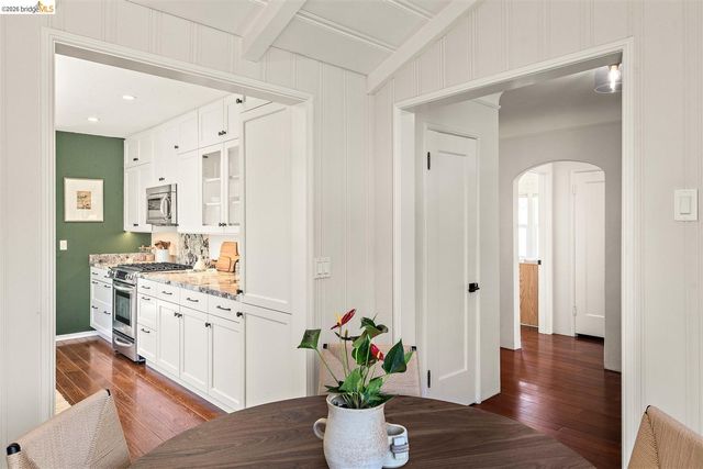 4261 Detroit, Oakland, CA 94619