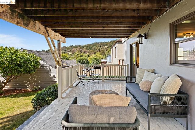 4261 Detroit, Oakland, CA 94619