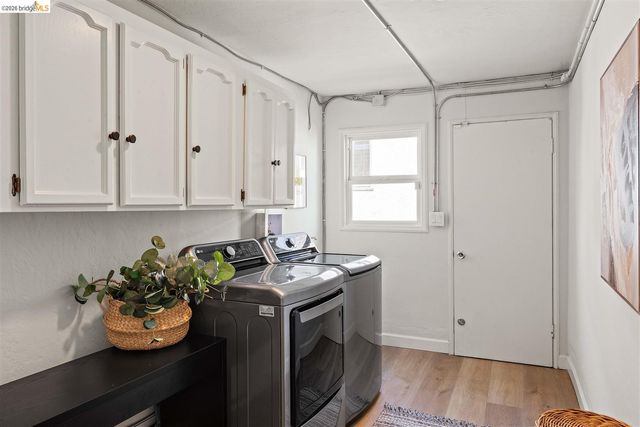 4261 Detroit, Oakland, CA 94619