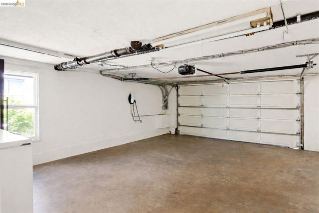 4261 Detroit, Oakland, CA 94619