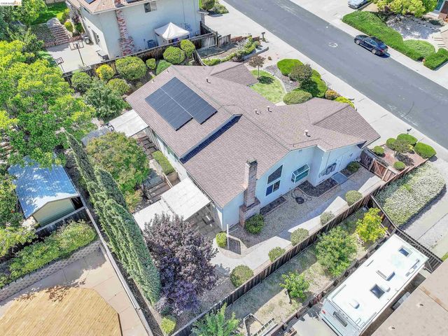 2411 Los Prados Way, Antioch, CA 94509