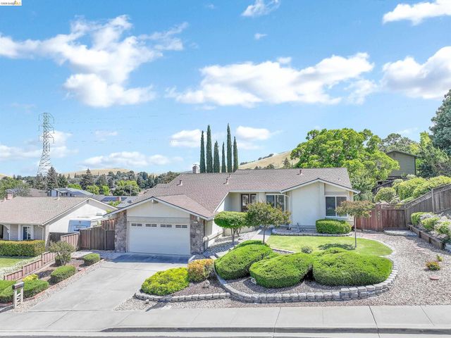 2411 Los Prados Way, Antioch, CA 94509